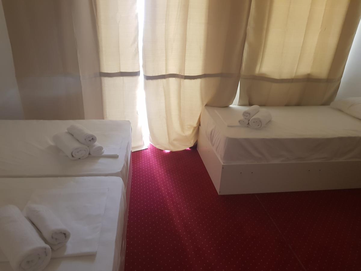 Hotel Park Crikvenica Luaran gambar