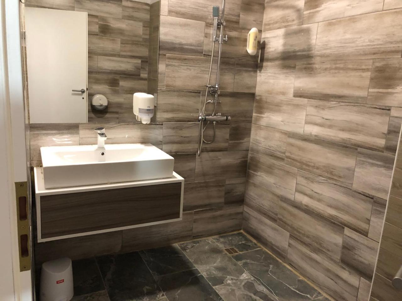 Hotel Park Crikvenica Luaran gambar