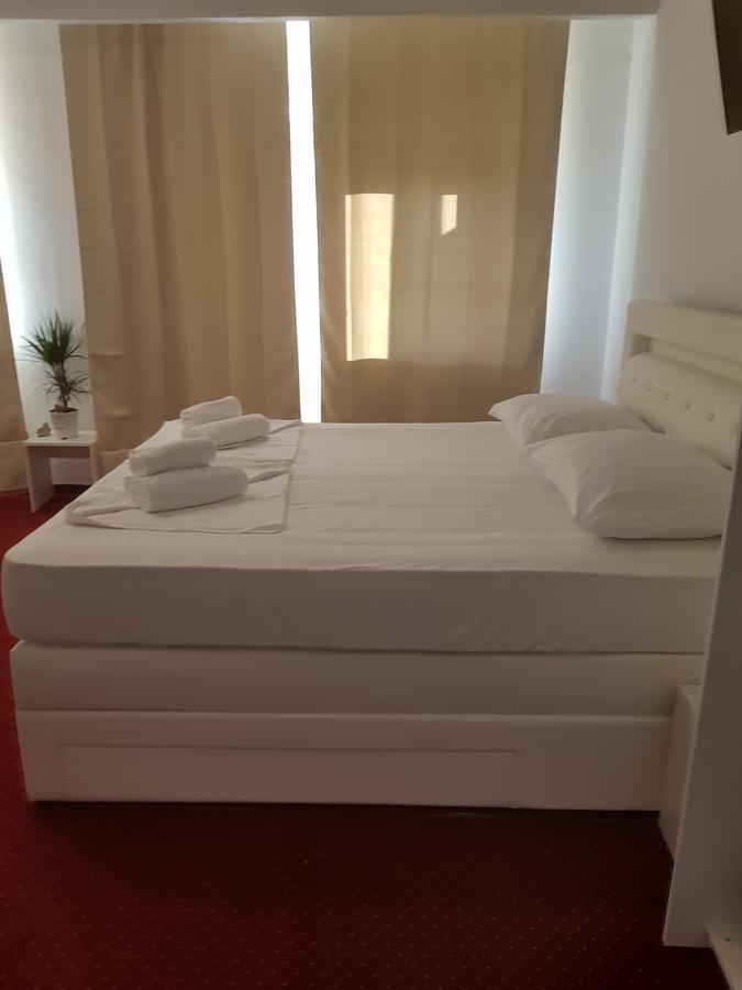 Hotel Park Crikvenica Luaran gambar