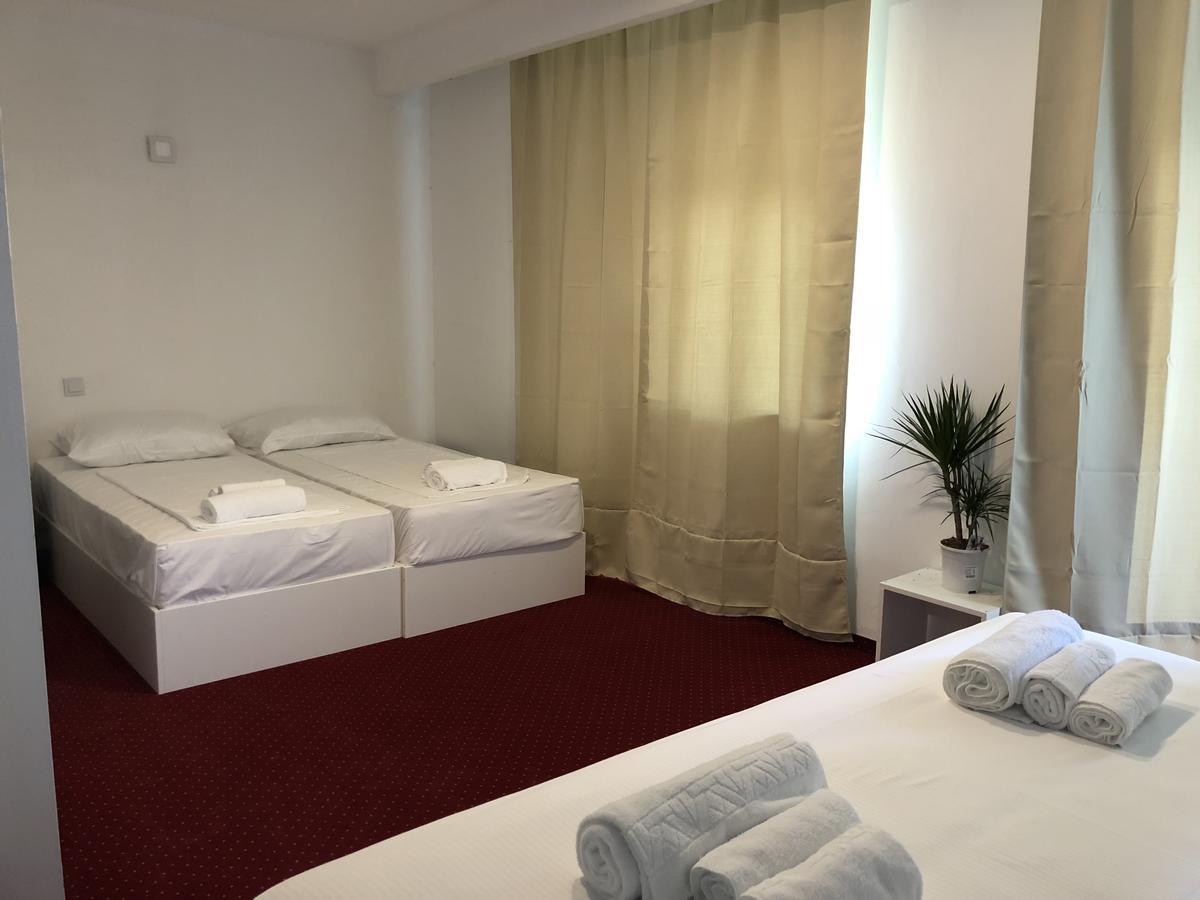 Hotel Park Crikvenica Luaran gambar